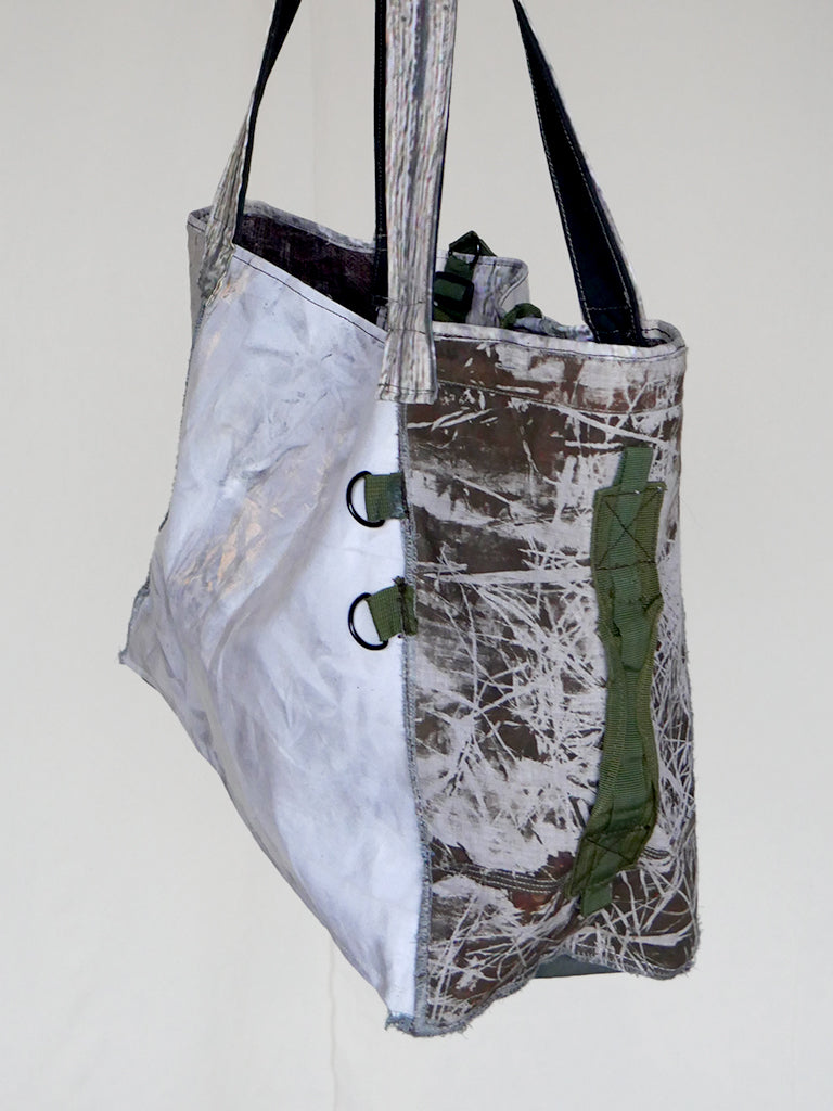 Self-Supporting Whiplash Cargo