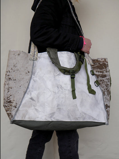 Self-Supporting Whiplash Cargo